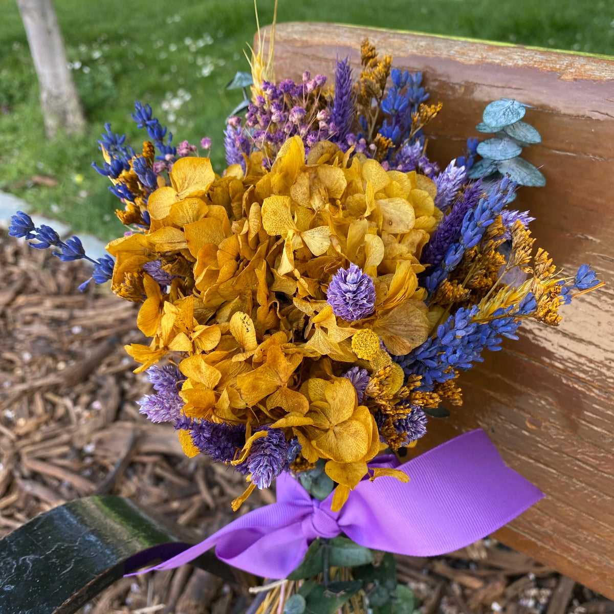 Bella Preserved Hydrangea Dried Flowers Arrangement – Massoury